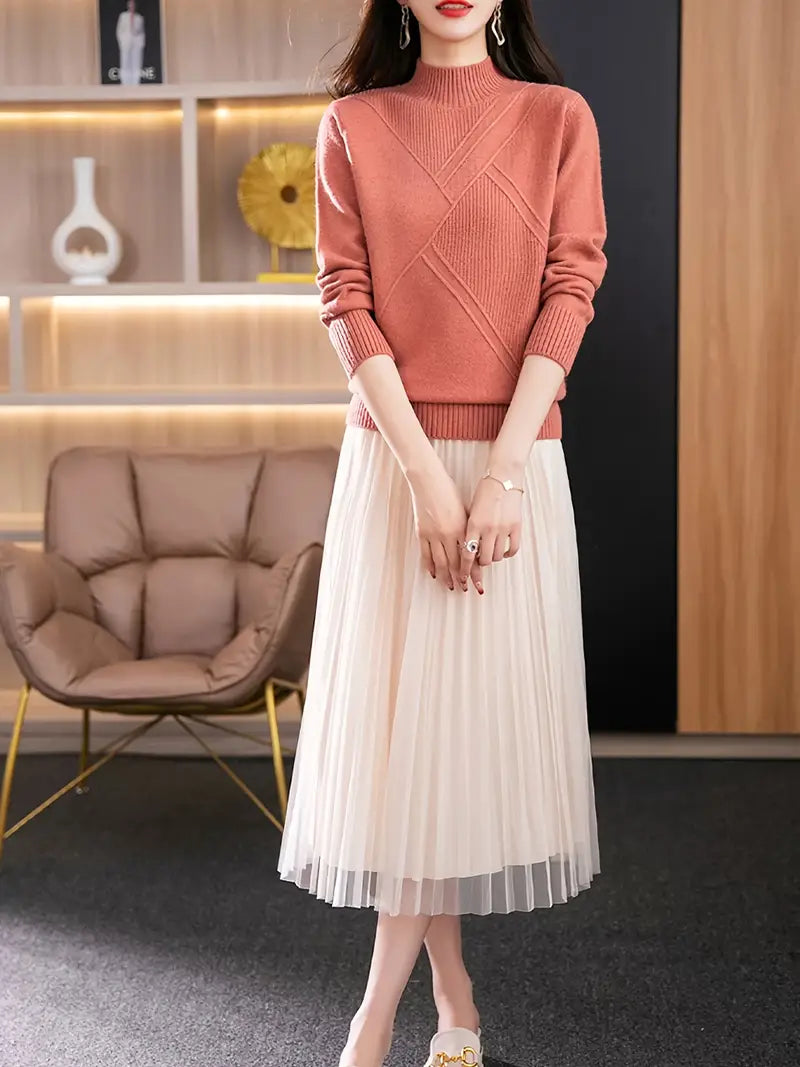 A Chic, Modern Pullover for Effortless Autumn and Winter Style