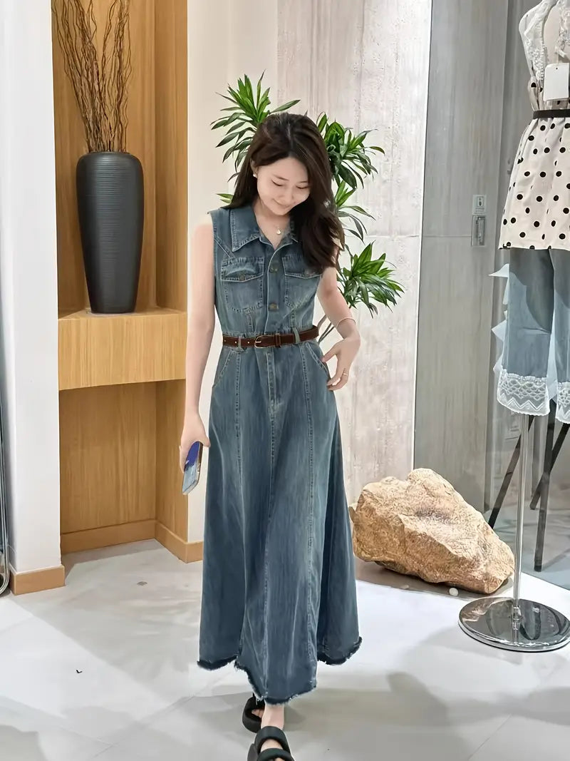 Sleeveless Long Denim Belted Maxi Dress with Chest Pockets & Button-Front Closure – Vintage Casual Elegance