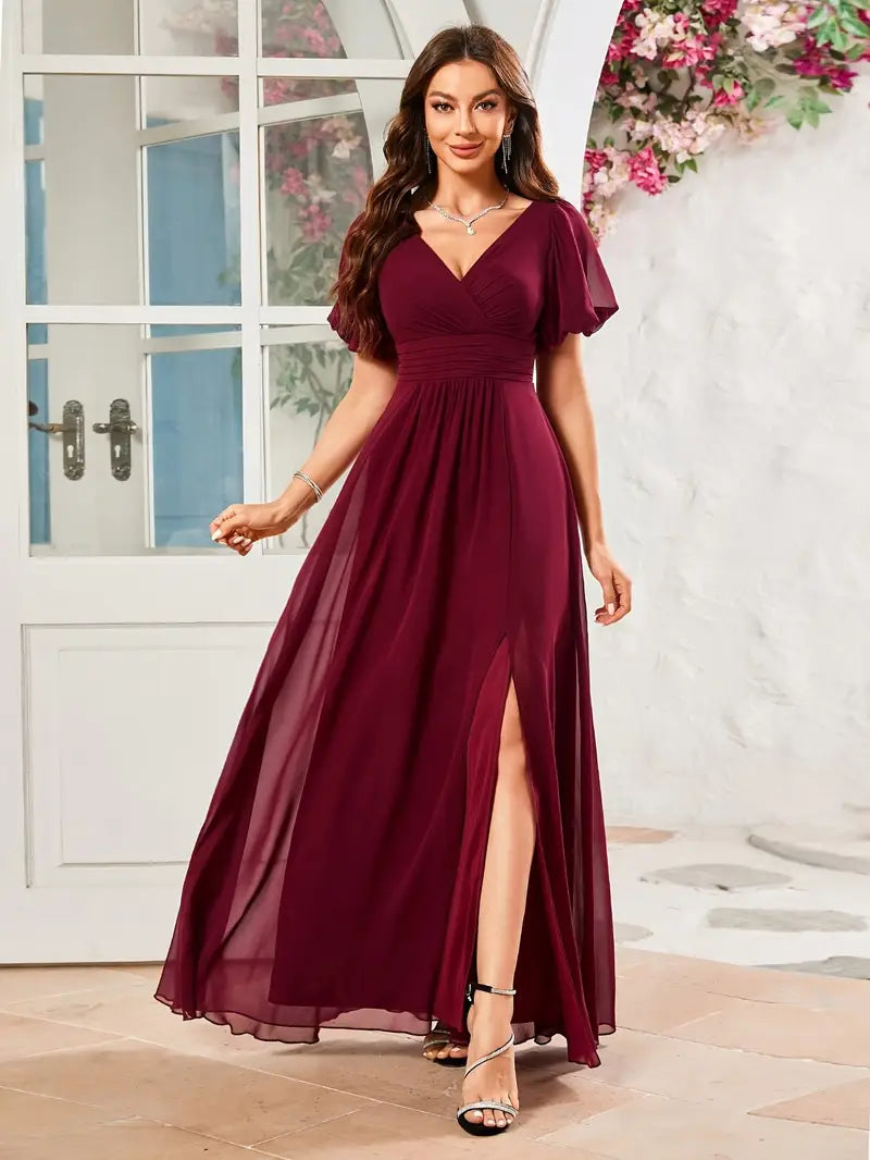 Elegant V-Neck Mermaid Trumpet Evening Gown with Short Sleeves, Chest Padding & Floor-Length Train – Perfect for Weddings, Proms & Special Occasions