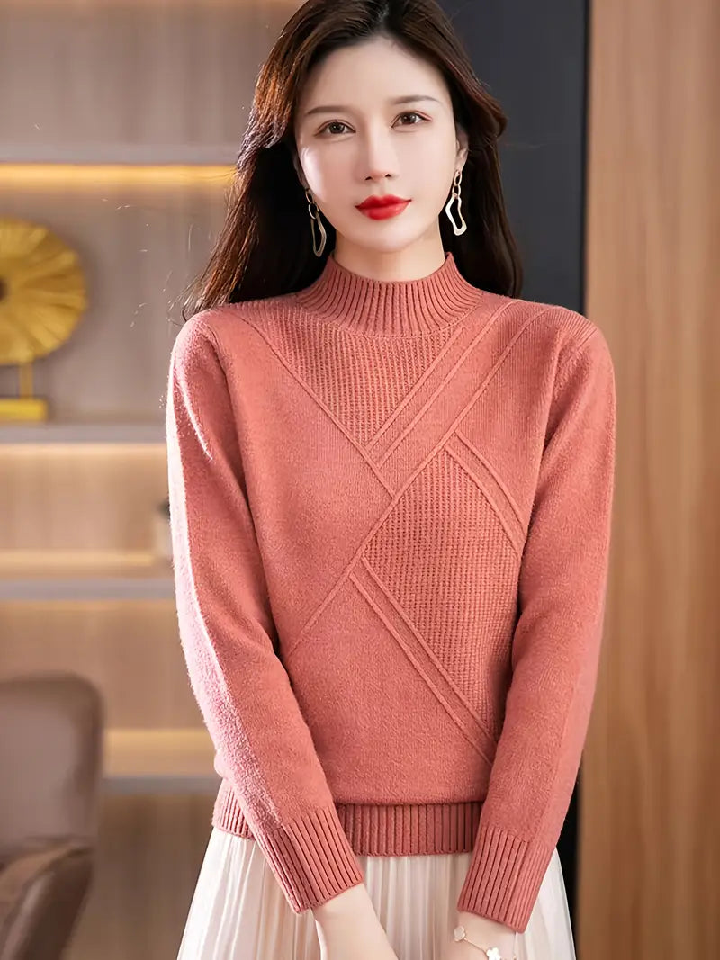 A Chic, Modern Pullover for Effortless Autumn and Winter Style