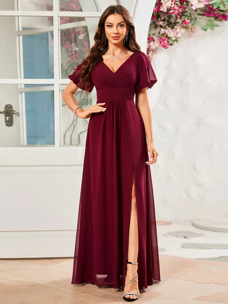 Elegant V-Neck Mermaid Trumpet Evening Gown with Short Sleeves, Chest Padding & Floor-Length Train – Perfect for Weddings, Proms & Special Occasions