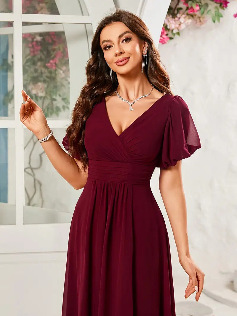 Elegant V-Neck Mermaid Trumpet Evening Gown with Short Sleeves, Chest Padding & Floor-Length Train – Perfect for Weddings, Proms & Special Occasions